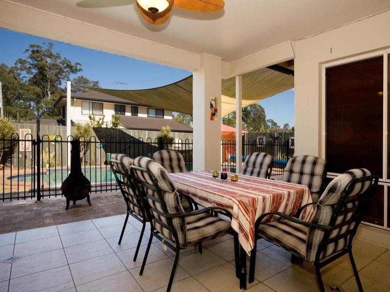 7 Picardie Close, Mansfield QLD 4122