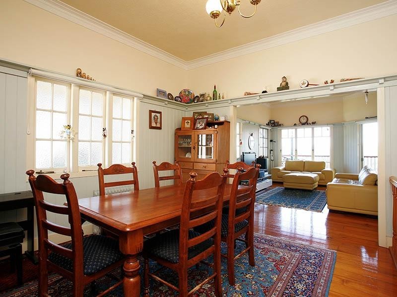 32 Wentworth Parade, Balmoral QLD 4171