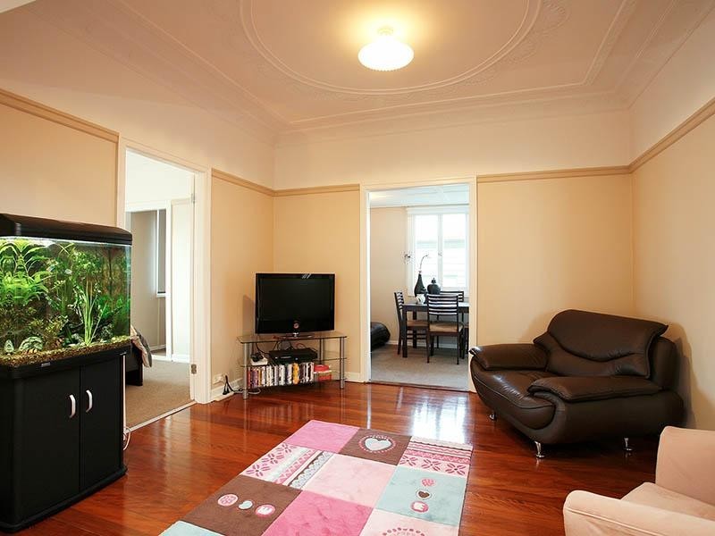 5 Bates Court, East Brisbane QLD 4169