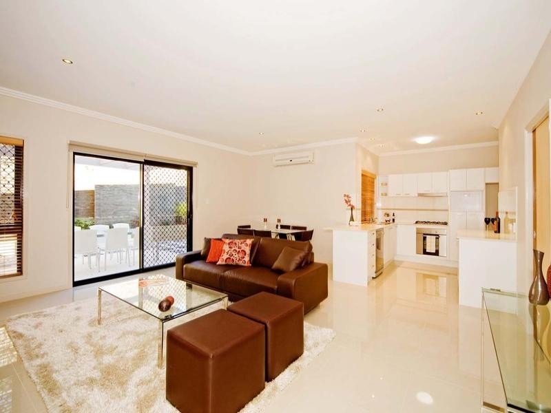 1-6/381 Bennetts Road, Norman Park QLD 4170