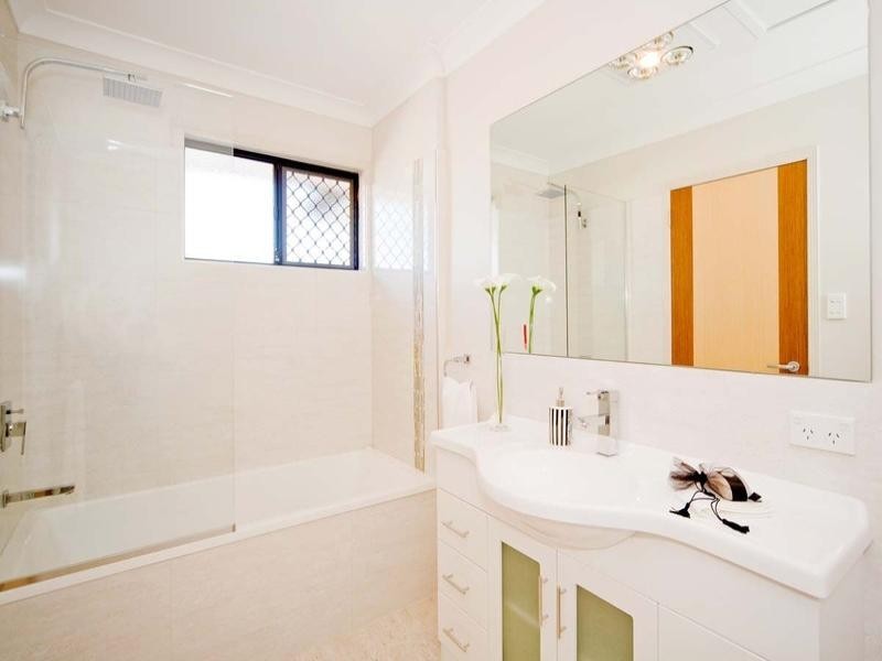 1-6/381 Bennetts Road, Norman Park QLD 4170