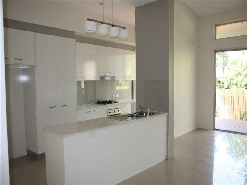 2/93 Ison Street, Morningside QLD 4170