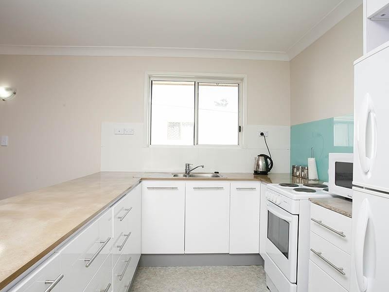 14 Thomas Street, Birkdale QLD 4159