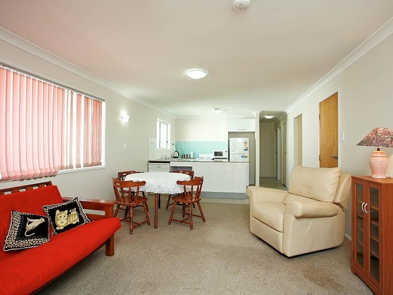 14 Thomas Street, Birkdale QLD 4159