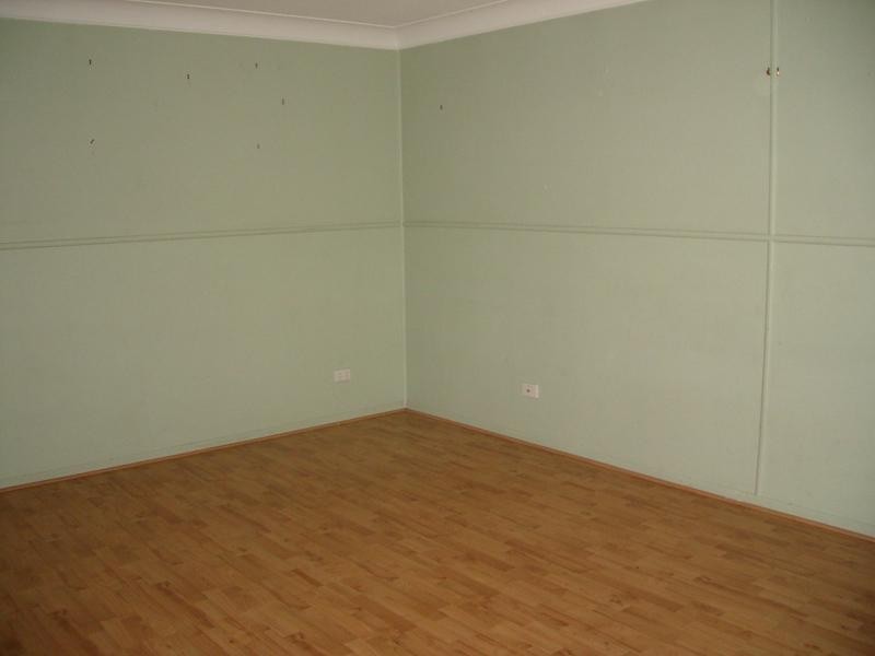 17 Pattison Avenue, Norman Park QLD 4170