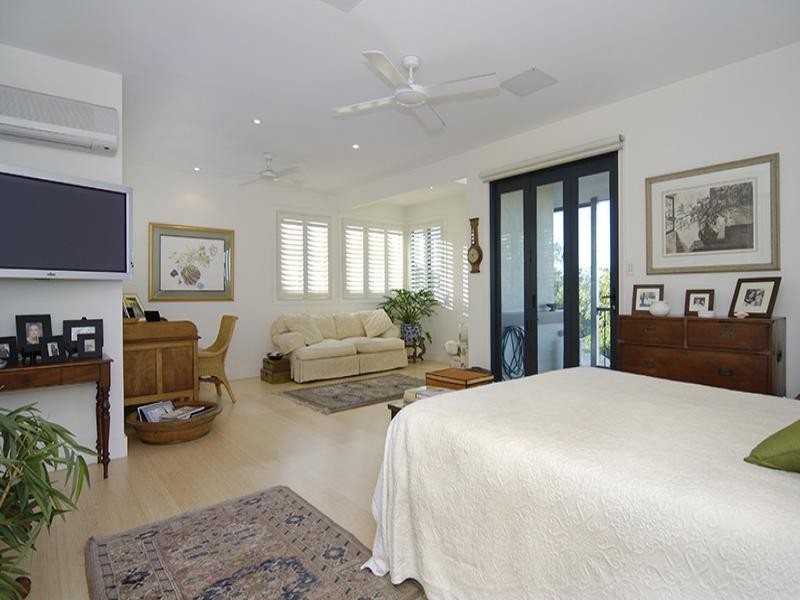 126 Fifth Avenue, Balmoral QLD 4171