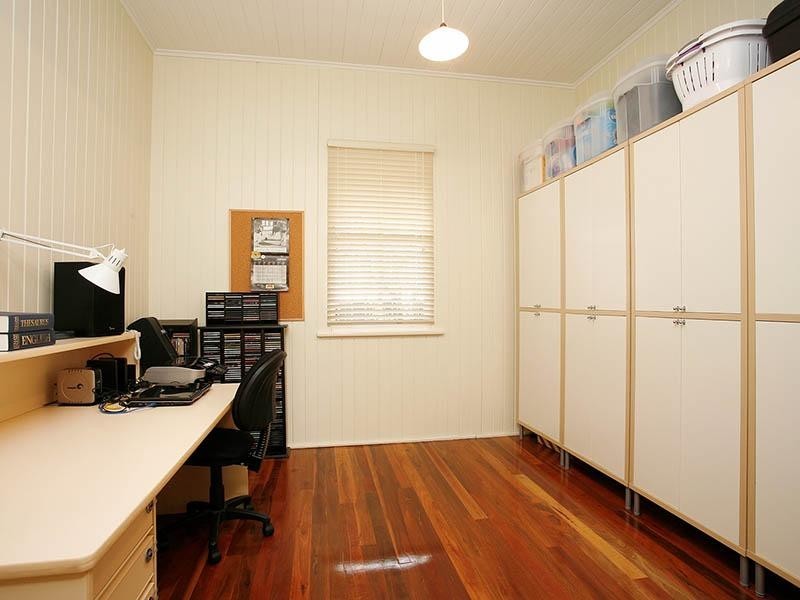 9 Burlington Street, East Brisbane QLD 4169