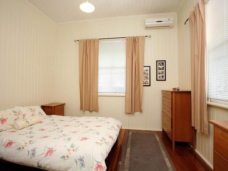 9 Burlington Street, East Brisbane QLD 4169