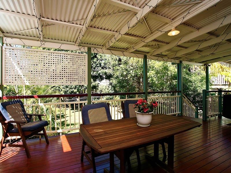 9 Burlington Street, East Brisbane QLD 4169