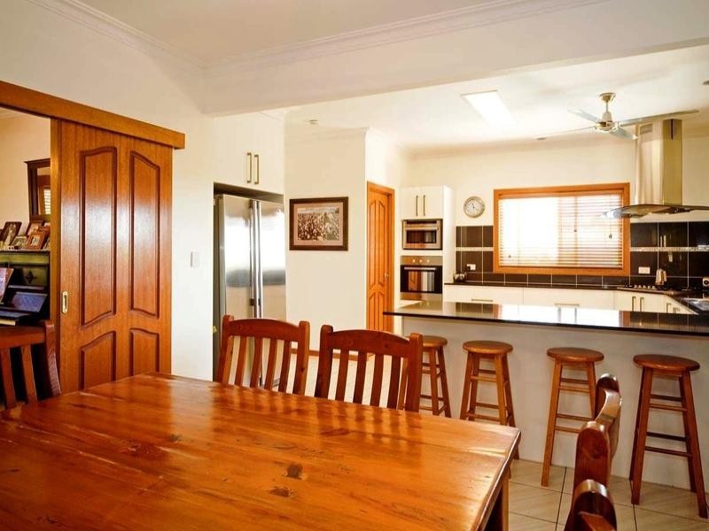 30 Foxmont Drive, Carina QLD 4152