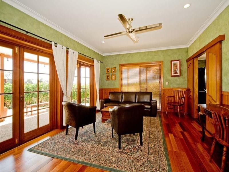 30 Foxmont Drive, Carina QLD 4152