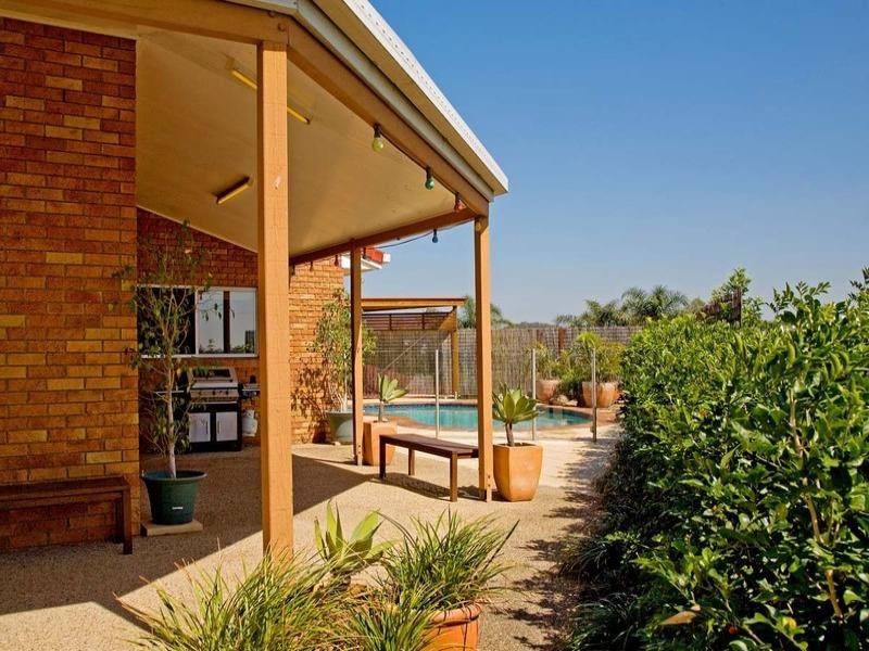 30 Foxmont Drive, Carina QLD 4152