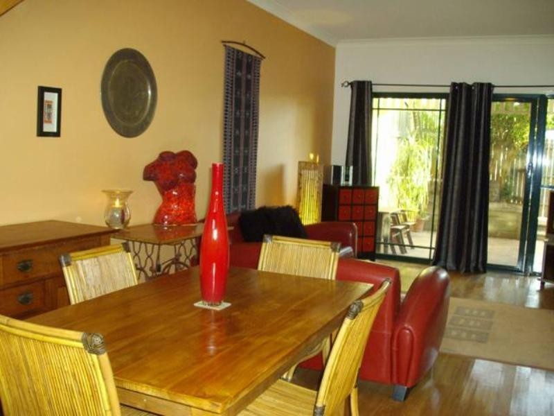 92B Overend Street, Norman Park QLD 4170