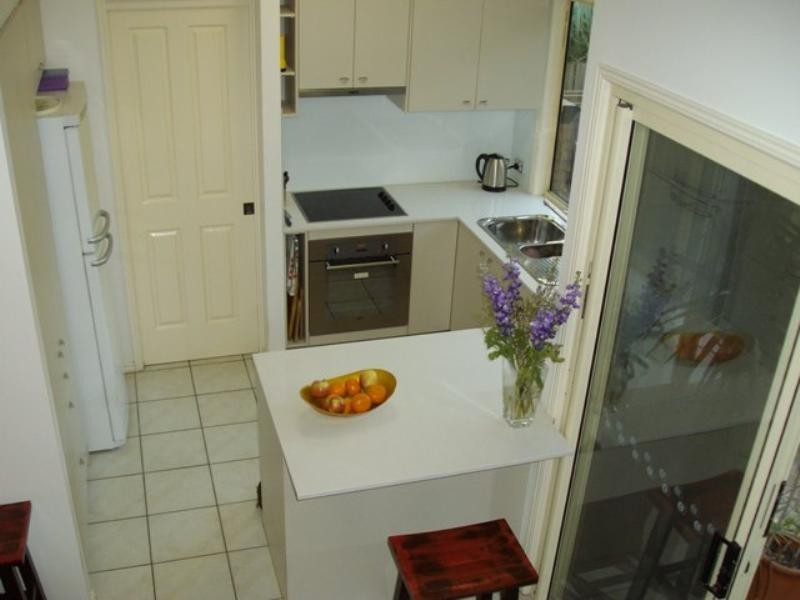 92B Overend Street, Norman Park QLD 4170