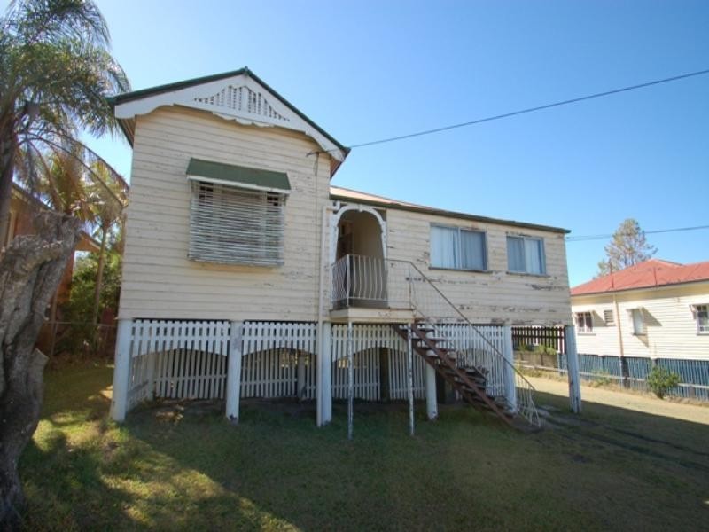 15 Bunowang Street, Balmoral QLD 4171