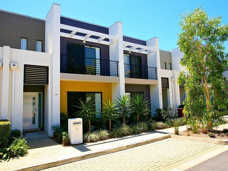 141/16 Surbiton Court, Carindale QLD 4152