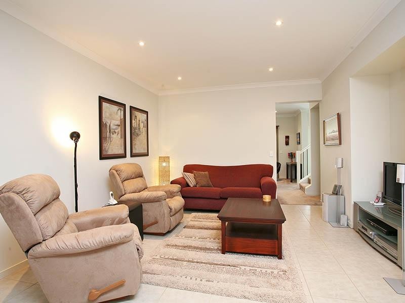 141/16 Surbiton Court, Carindale QLD 4152