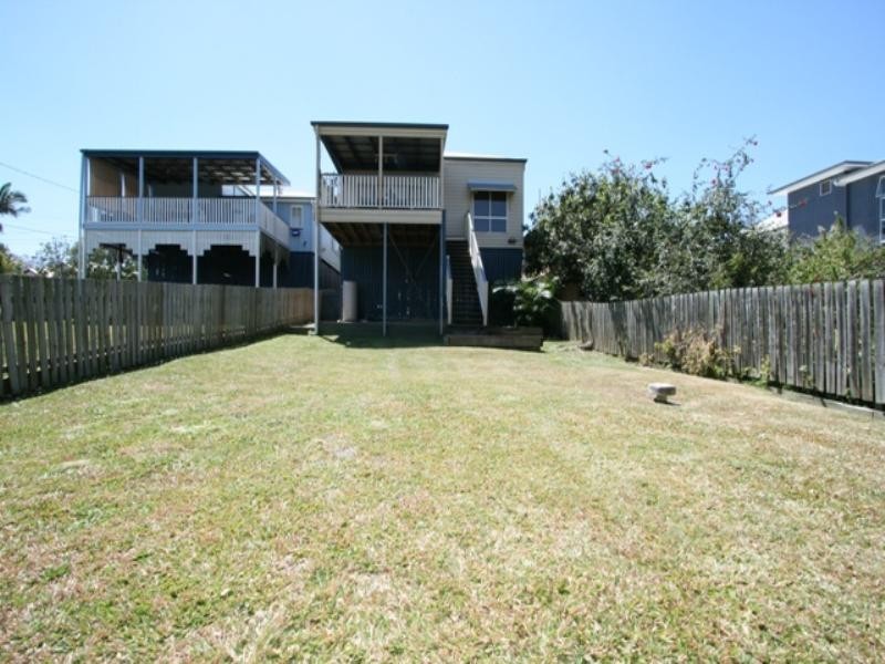 103 Norman Avenue, Norman Park QLD 4170