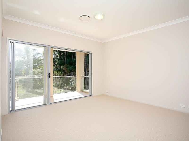 32A Taylor Street, Balmoral QLD 4171