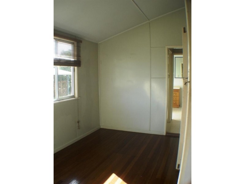 2/15 Wilkins Street, Annerley QLD 4103