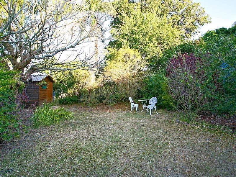 17 Ashfield Street, East Brisbane QLD 4169