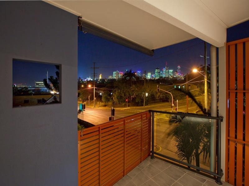 2 Kingfisher Lane, East Brisbane QLD 4169