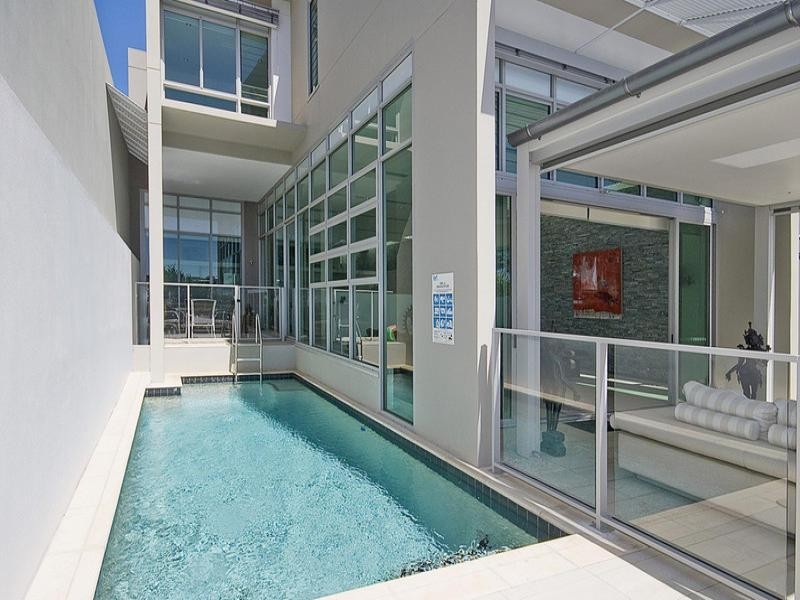 43 Waterline Crescent, Bulimba QLD 4171