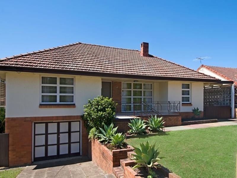 326 Richmond Road, Cannon Hill QLD 4170