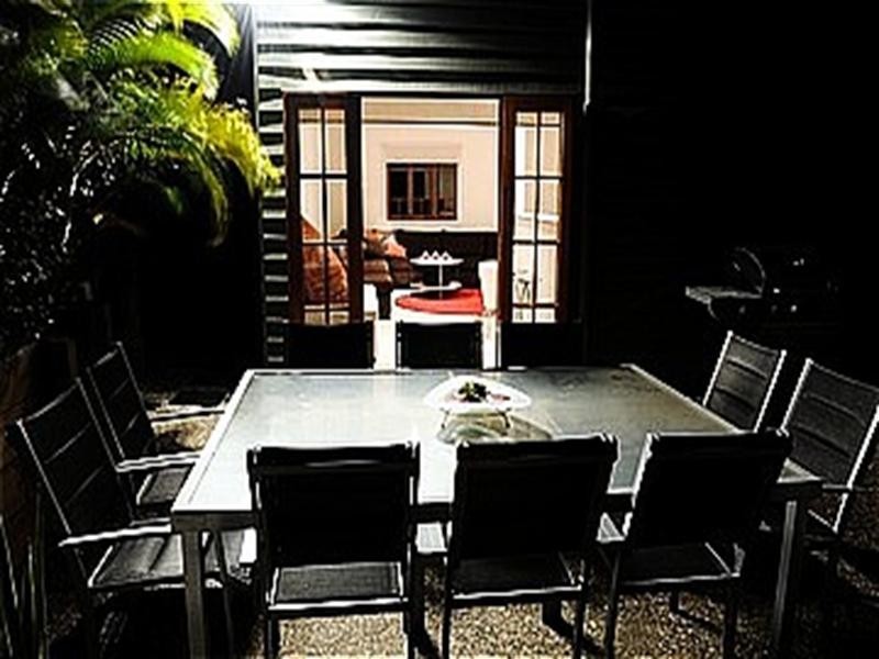 25 Ayr Street, Morningside QLD 4170