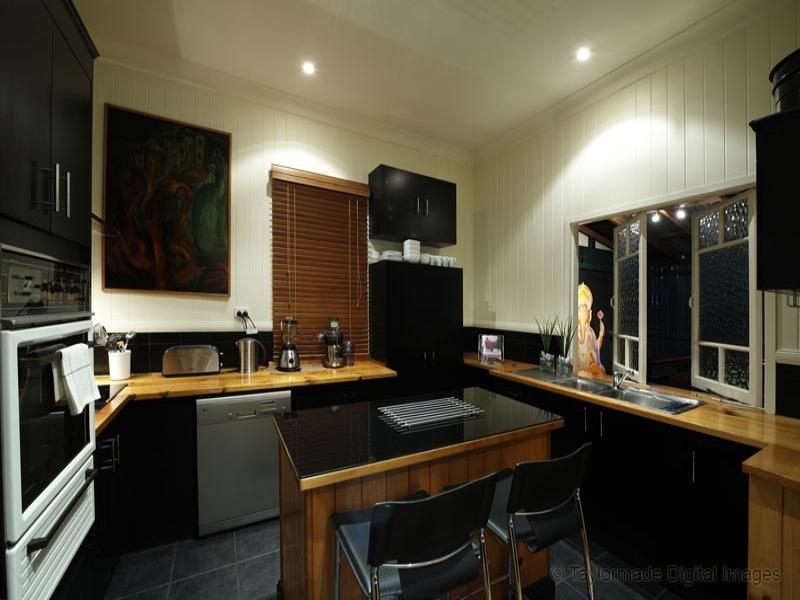 27 Muir Street, Cannon Hill QLD 4170