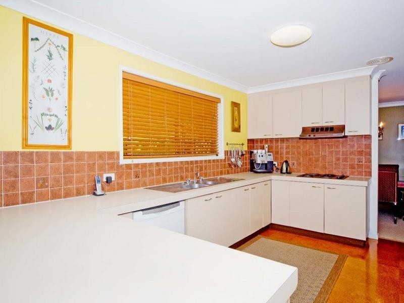 8 Selangor Place, Carina QLD 4152