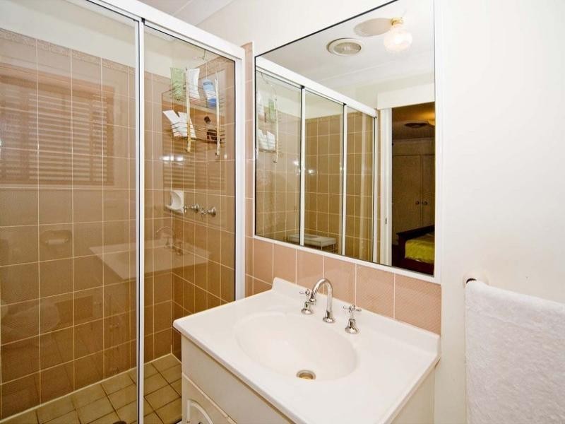 8 Selangor Place, Carina QLD 4152