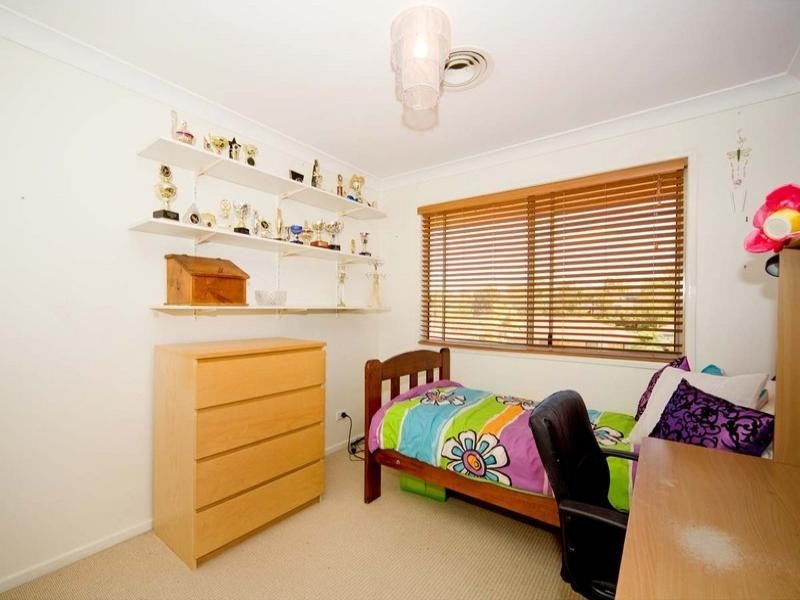 8 Selangor Place, Carina QLD 4152