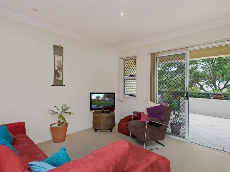 1/114 Pashen Street, Morningside QLD 4170