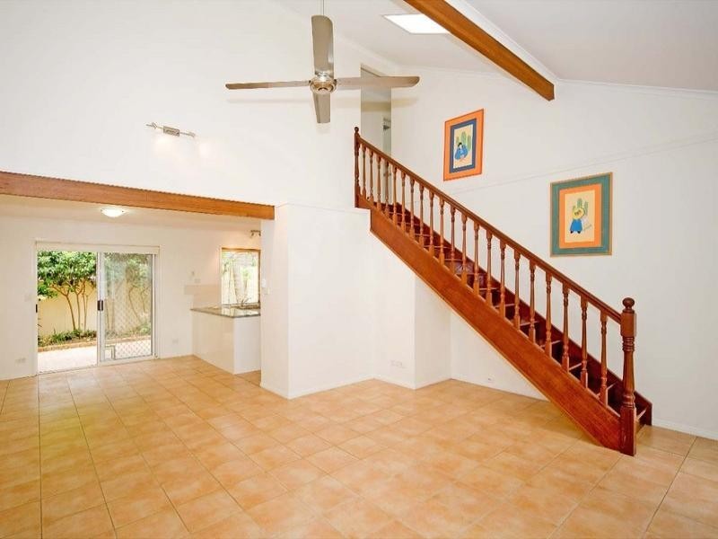 2/49 Princess, Bulimba QLD 4171