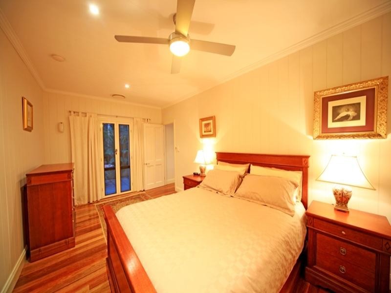 53 Harris Street, Hawthorne QLD 4171