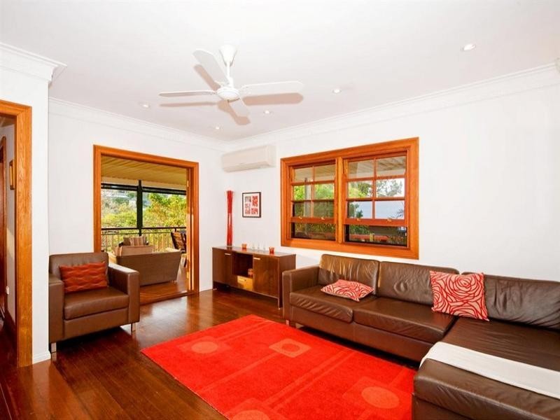 92 Lunga Street, Carina QLD 4152