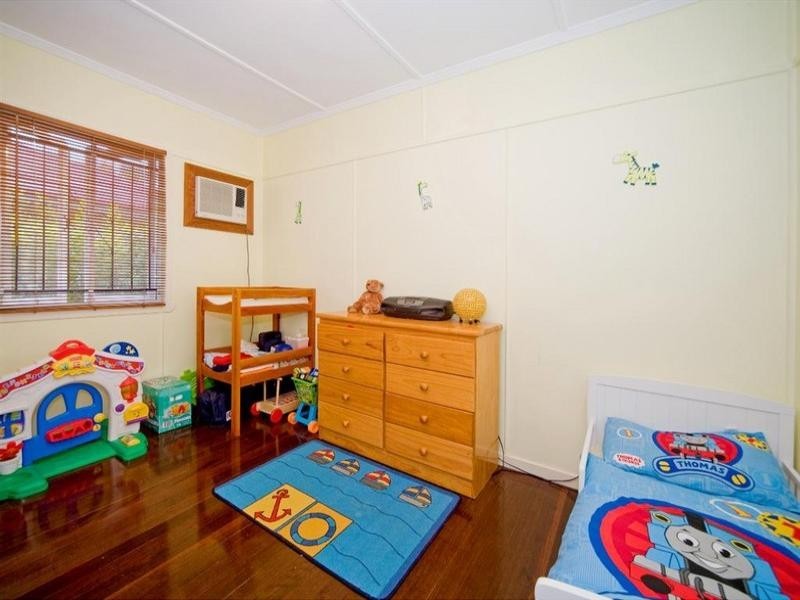 92 Lunga Street, Carina QLD 4152