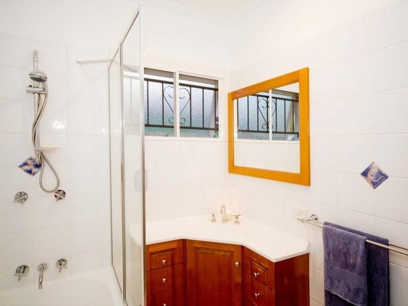 92 Lunga Street, Carina QLD 4152