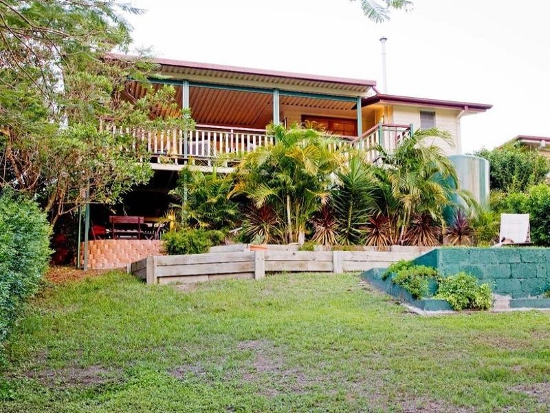 92 Lunga Street, Carina QLD 4152