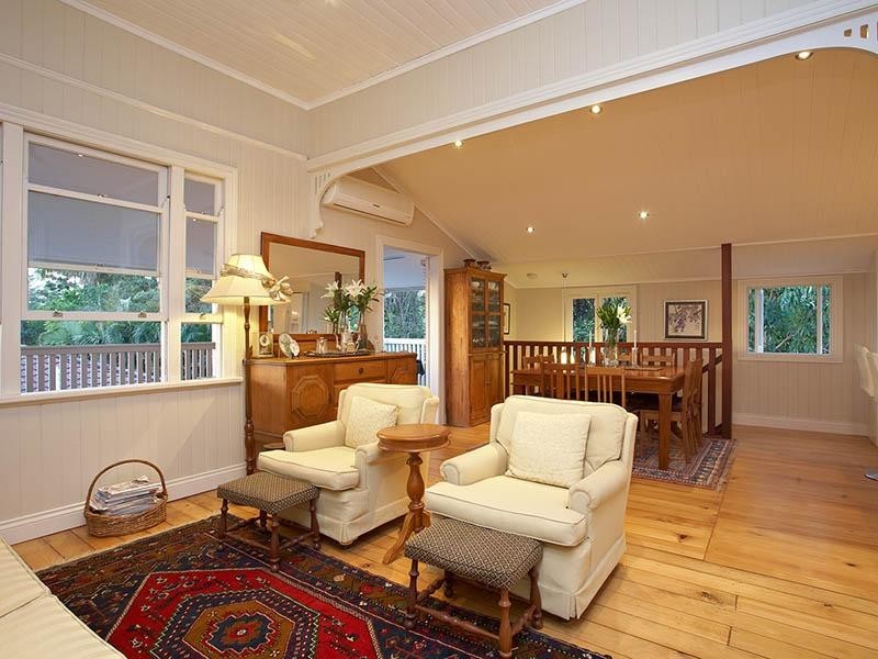 204 Norman Avenue, Norman Park QLD 4170