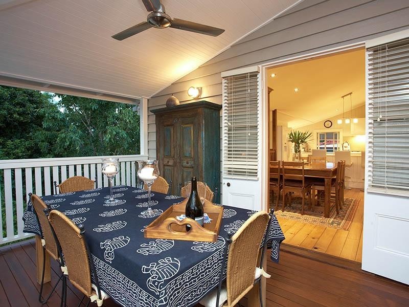 204 Norman Avenue, Norman Park QLD 4170