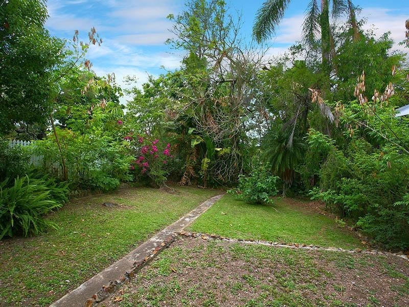 69 Coventry Street, Hawthorne QLD 4171