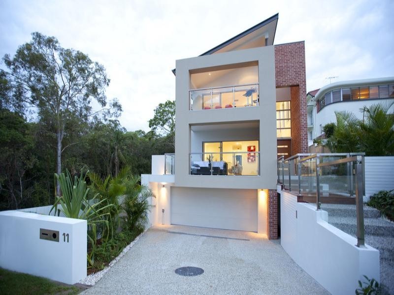 11 Myuna Street, Balmoral QLD 4171