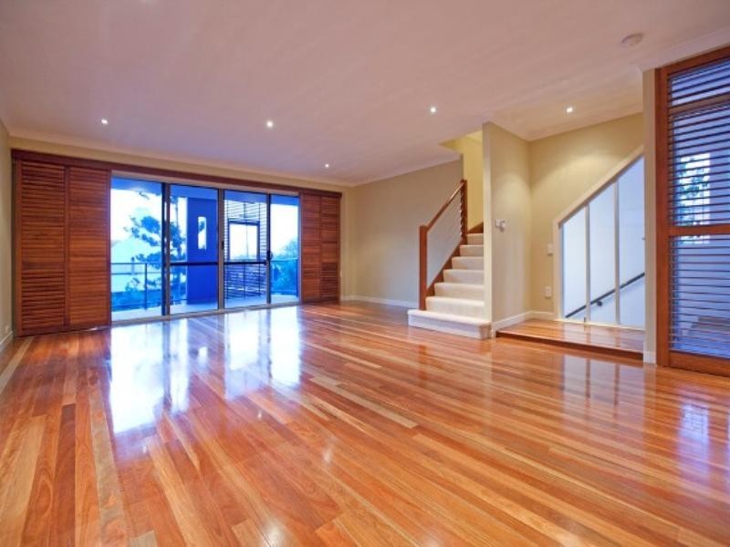 East Brisbane QLD 4169