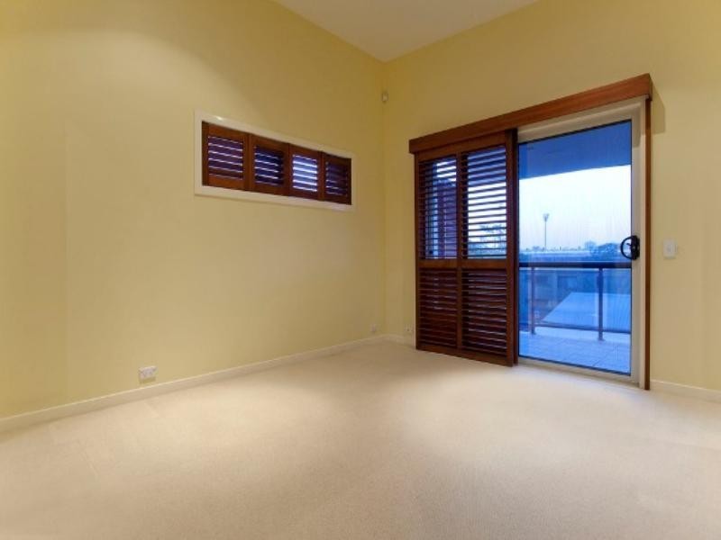 East Brisbane QLD 4169