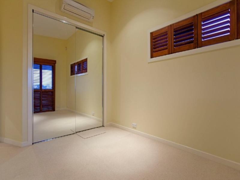 East Brisbane QLD 4169