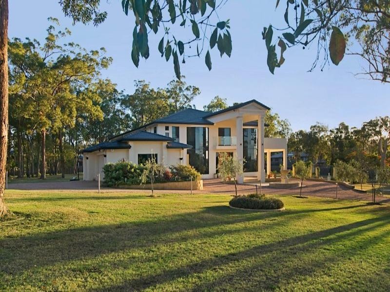 69 Charleton Street, Chandler QLD 4155