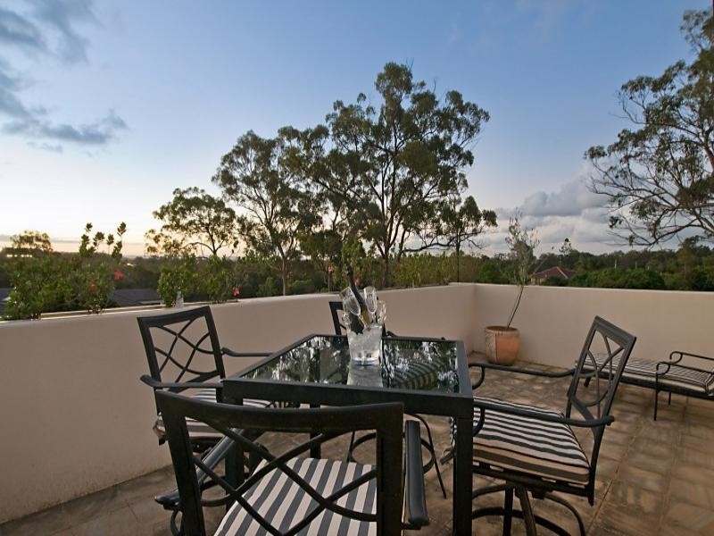 69 Charleton Street, Chandler QLD 4155