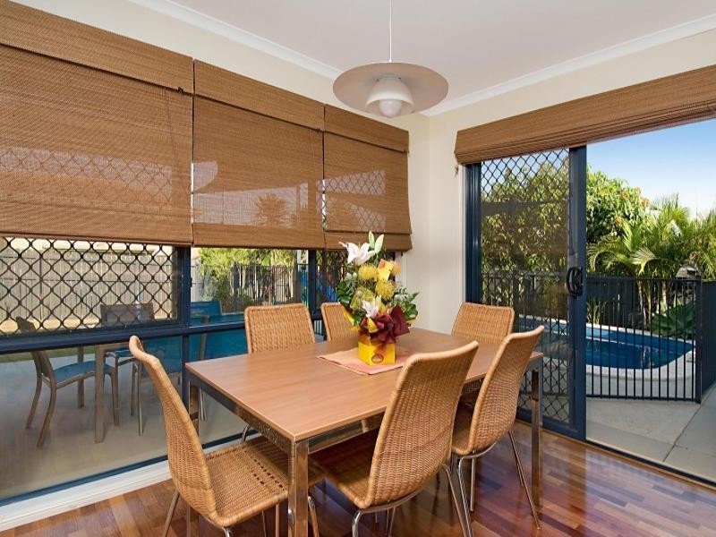 26 Edred Street, Carindale QLD 4152